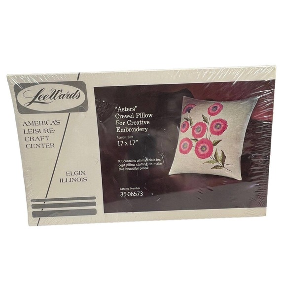 New Vintage LeeWards Asters Crewel Pillow Creative Embroidery - Picture 1 of 3